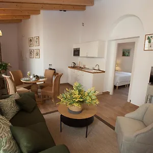 Patios De La Riva Appartamento